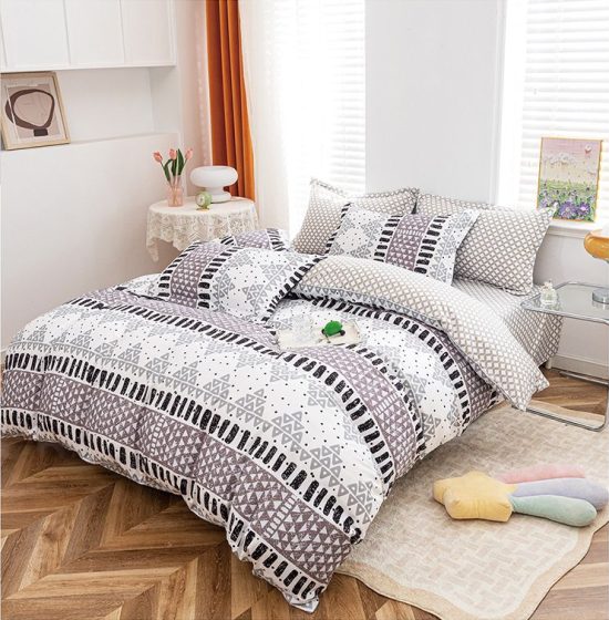 Lenjerie de Pat 2 Persoane Bumbac Satinat, 4 Piese, Model Modern, Gri-Alb-Mov, Cod A50-647